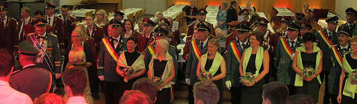 Bericht und Fotos vom Schützenfest in Alfen